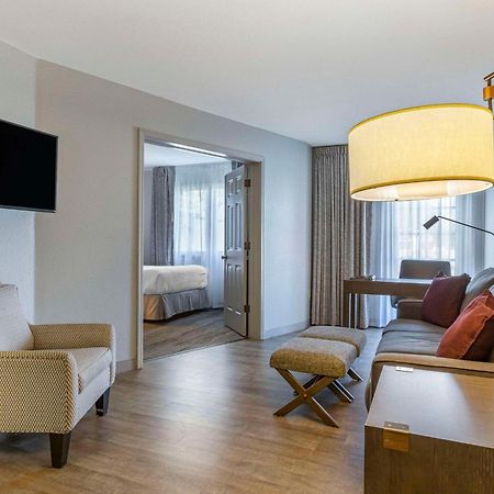 Windmill Suites Surprise - Phoenix, Ascend Hotel Collection Dış mekan fotoğraf