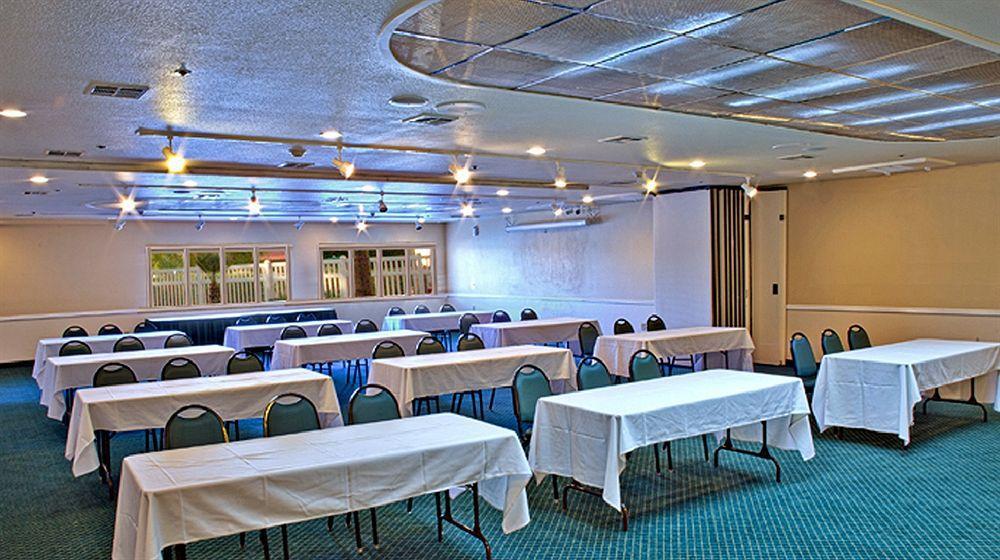 Windmill Suites Surprise - Phoenix, Ascend Hotel Collection Dış mekan fotoğraf