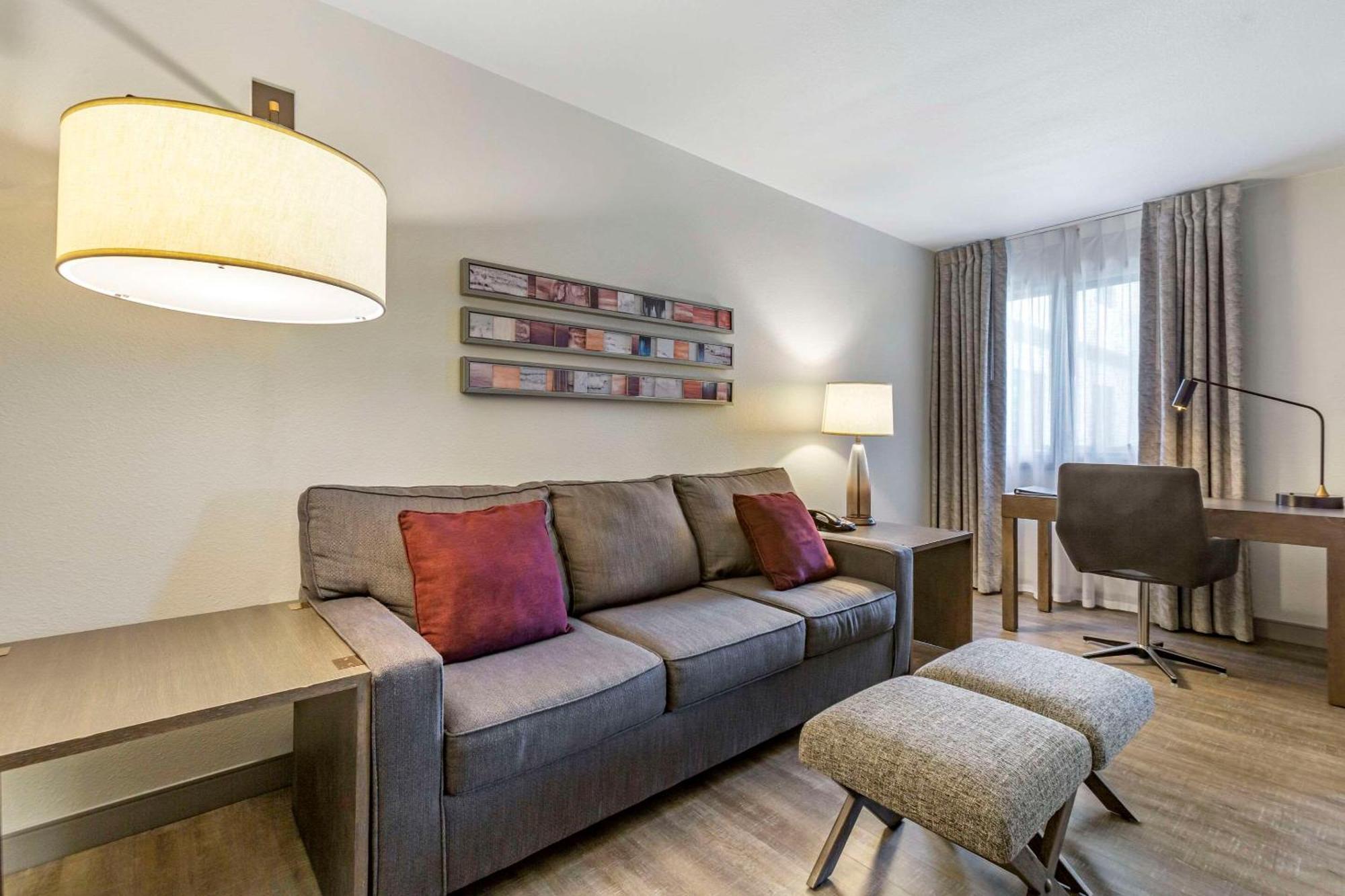Windmill Suites Surprise - Phoenix, Ascend Hotel Collection Dış mekan fotoğraf